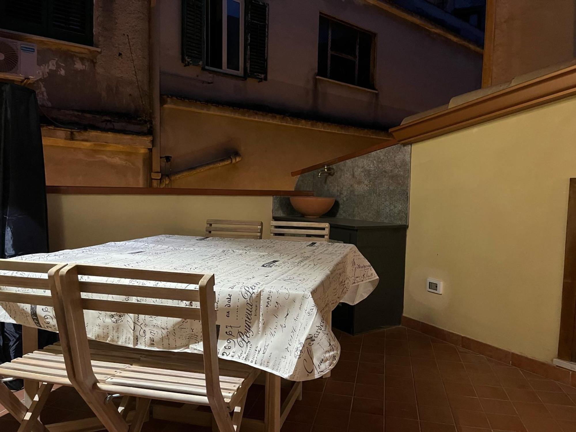 Maquedino Holiday Home & Terrace - Cozy Central Loft Palermo Ngoại thất bức ảnh