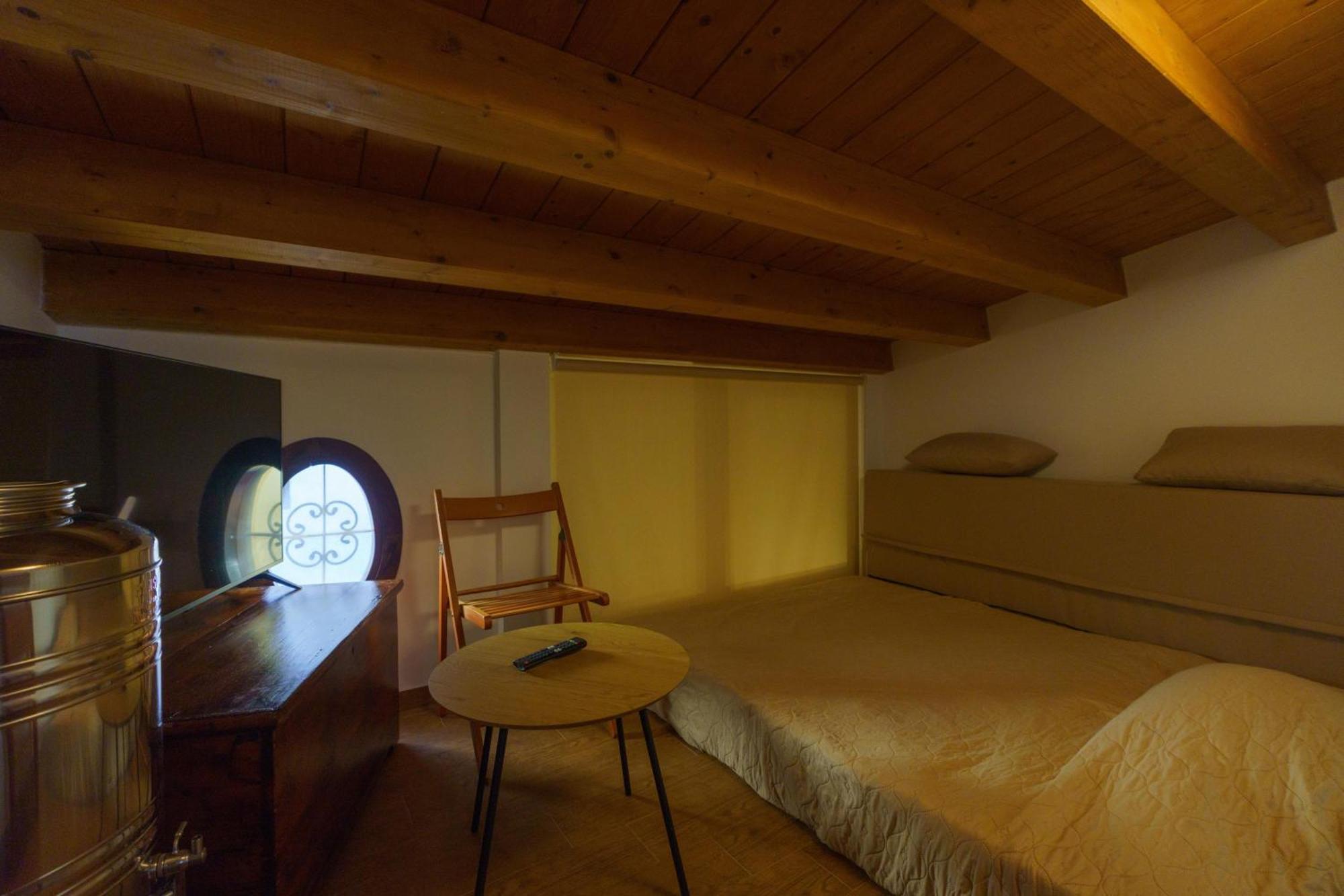 Maquedino Holiday Home & Terrace - Cozy Central Loft Palermo Ngoại thất bức ảnh